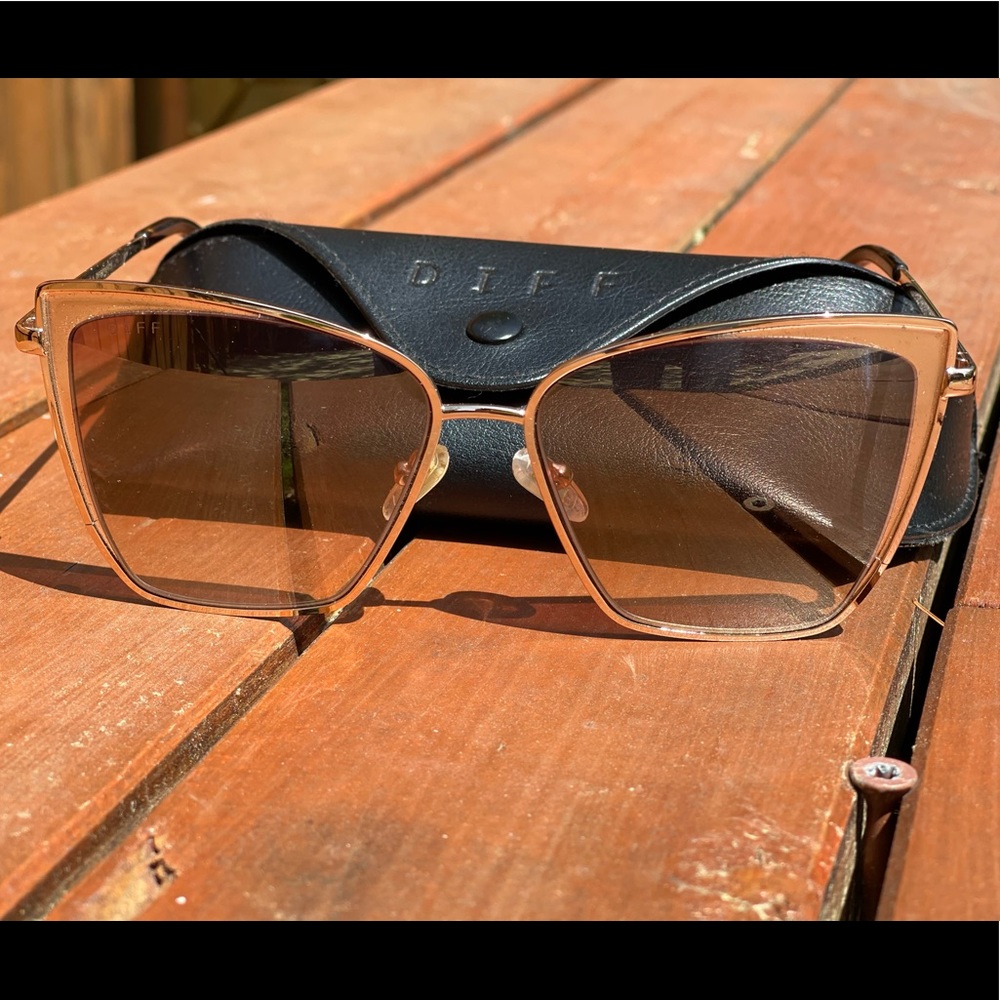 Diff Sunglasses, Barely Worn! Great Condition! - image 5